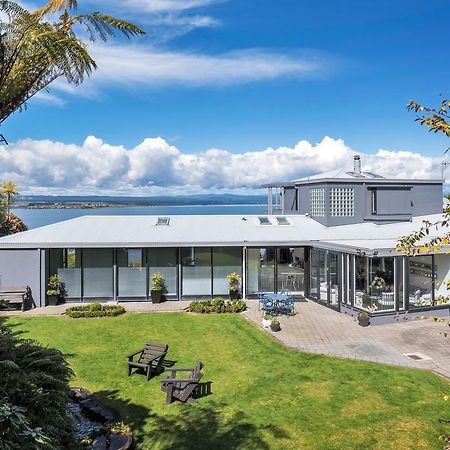 Serenity On Wakeman Lago Lago Taupo Esterno foto