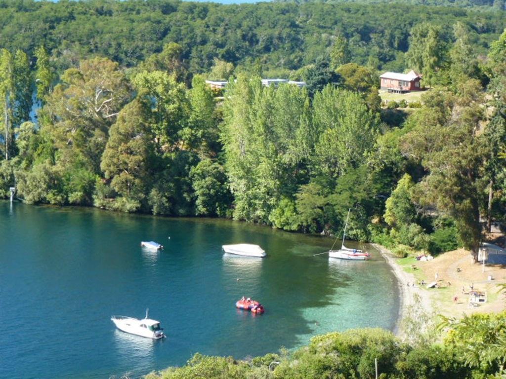 Serenity On Wakeman Lago Lago Taupo Esterno foto