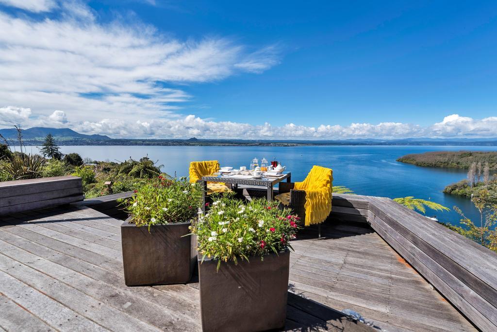 Serenity On Wakeman Lago Lago Taupo Esterno foto